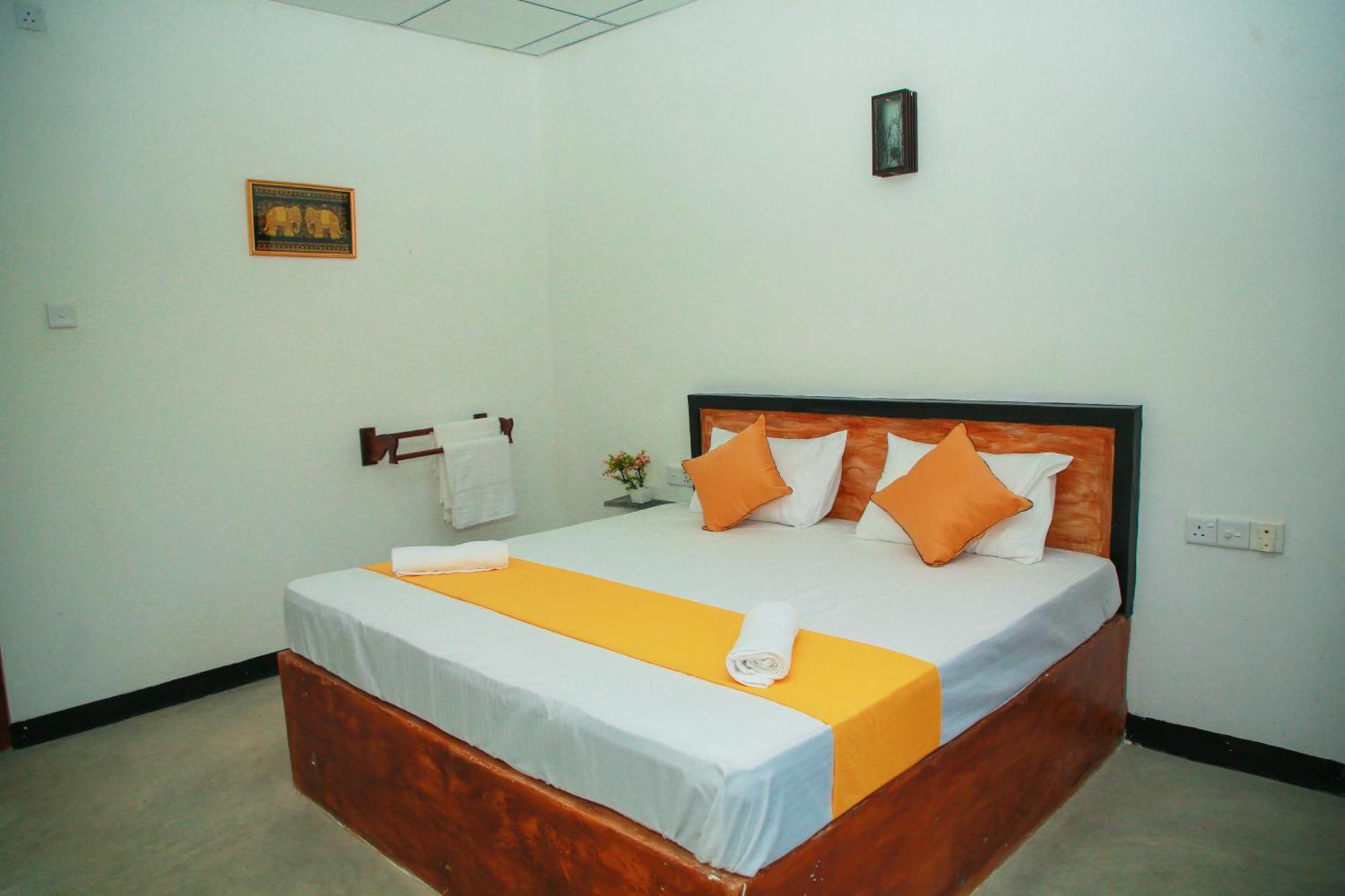 Samee Dream Guest Hotel Midigama East Eksteriør billede